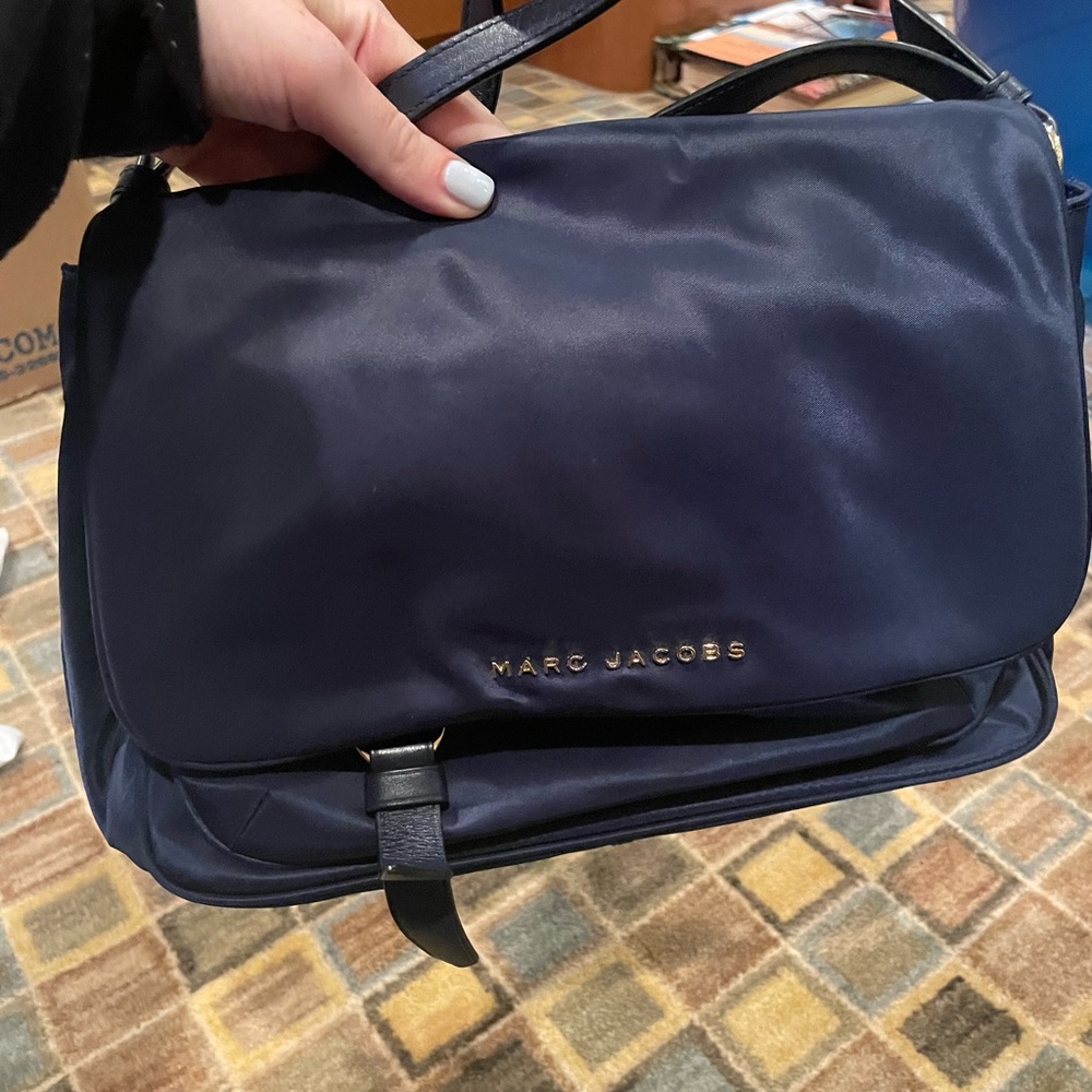 MARC JACOBS navy crossbody bag